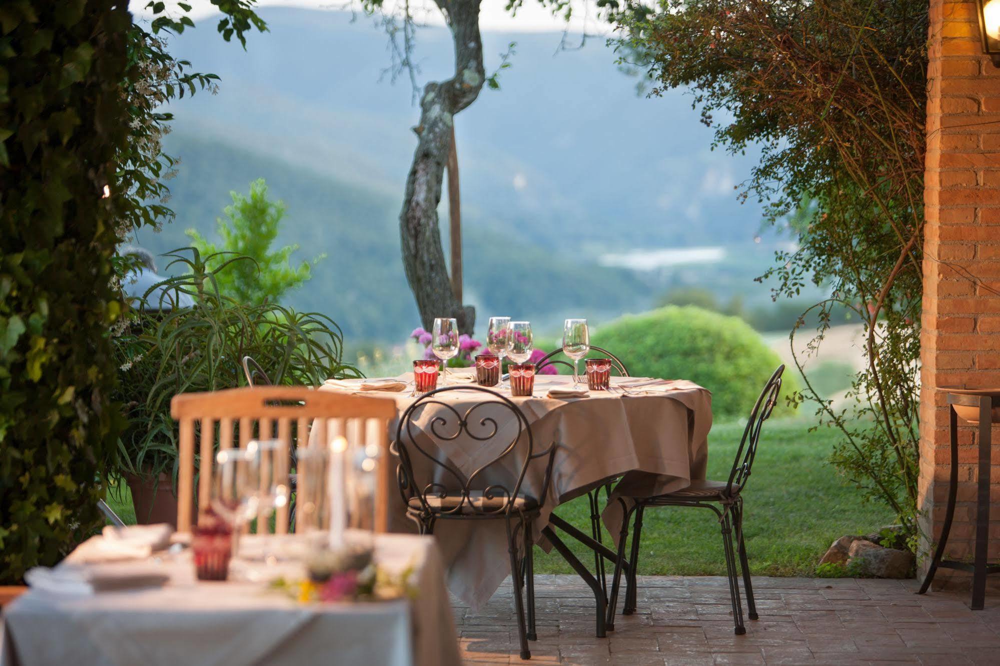 Tenuta Di Canonica Todi Eksteriør bilde