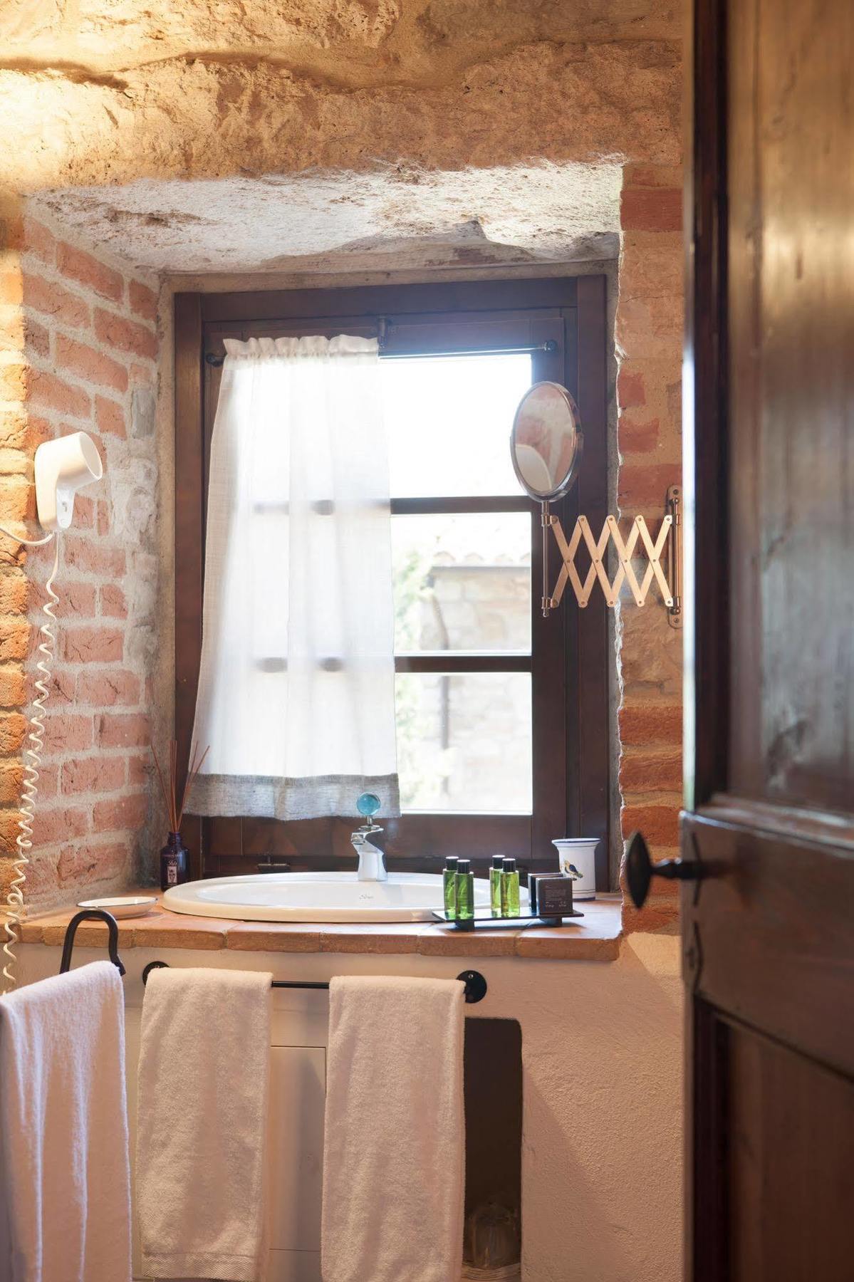 Tenuta Di Canonica Todi Eksteriør bilde